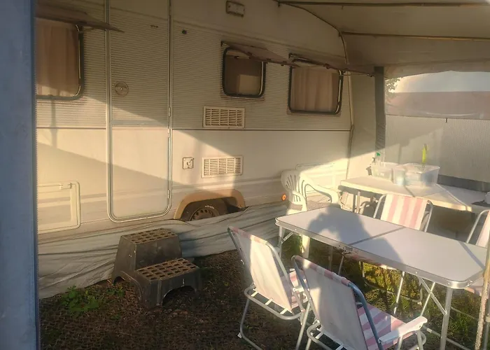Wildcamp Resort Masseria La Murgia Unterkunft In Einem Wohnwagen